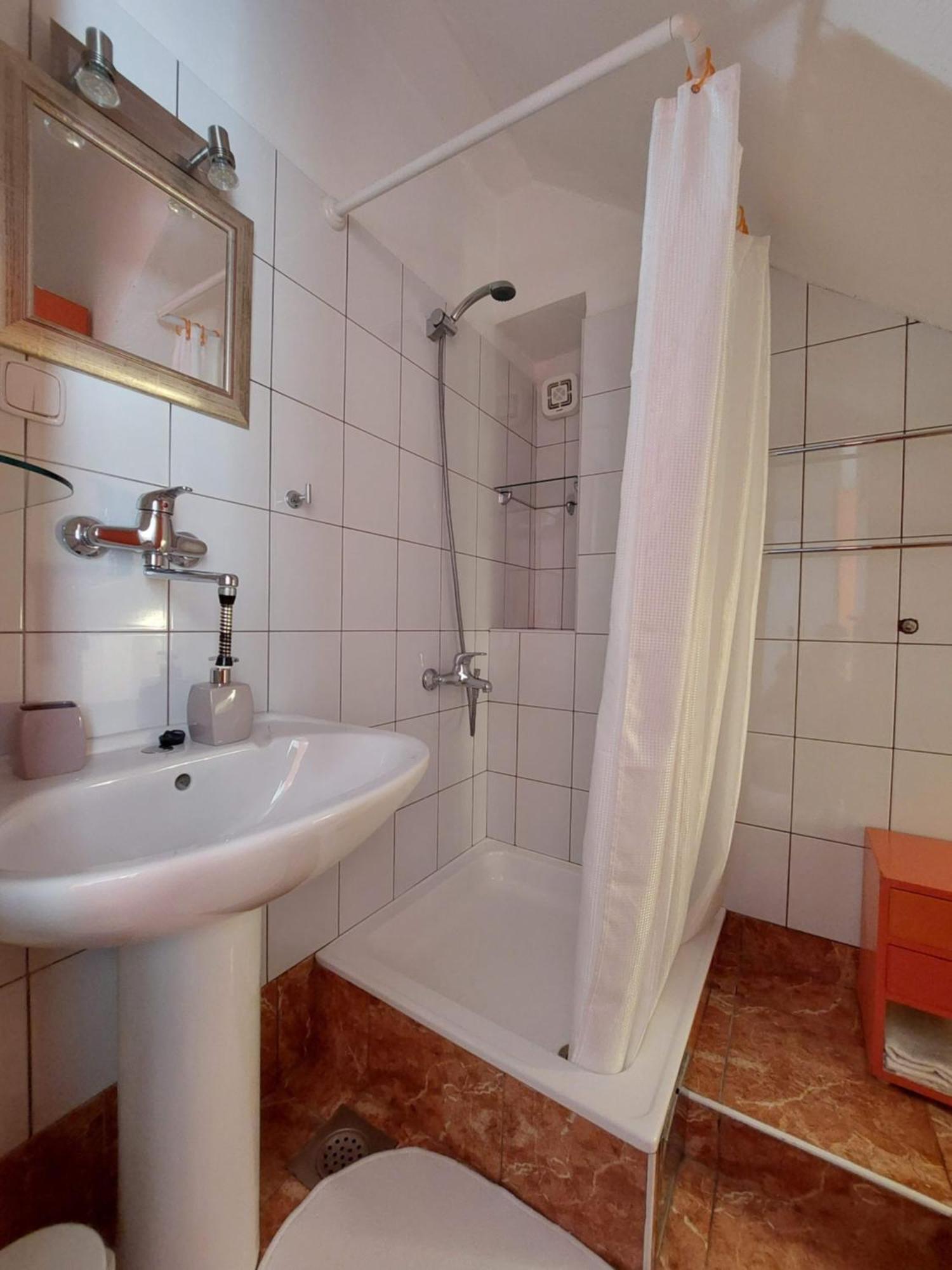 Apartment In Vis Historic Center - Mikula, Ljubica, Toma Kültér fotó