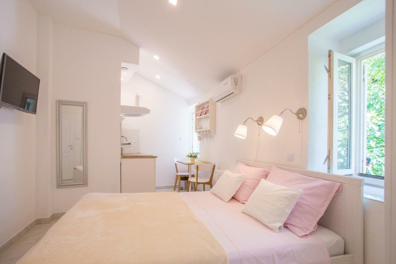 Apartment In Vis Historic Center - Mikula, Ljubica, Toma Kültér fotó