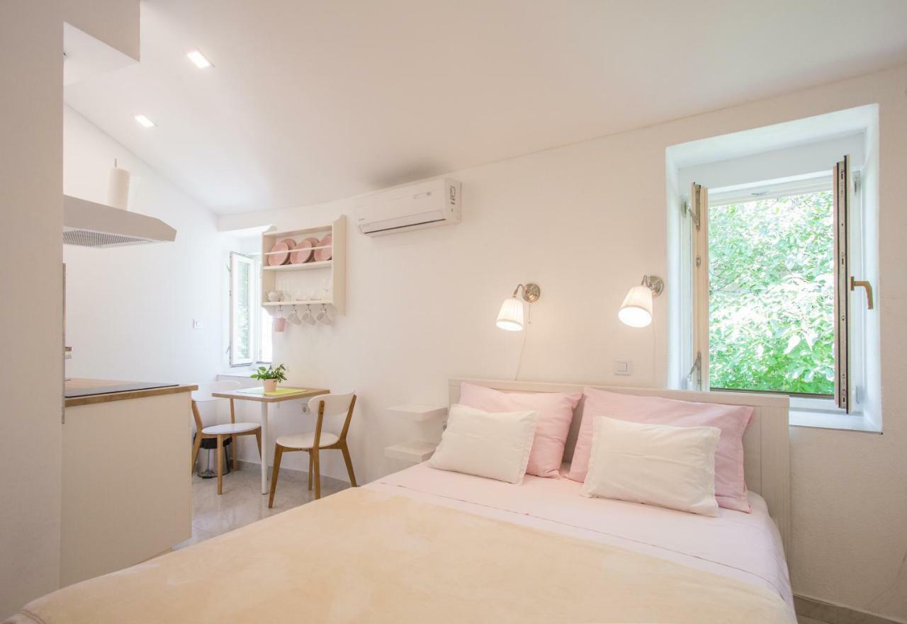 Apartment In Vis Historic Center - Mikula, Ljubica, Toma Kültér fotó