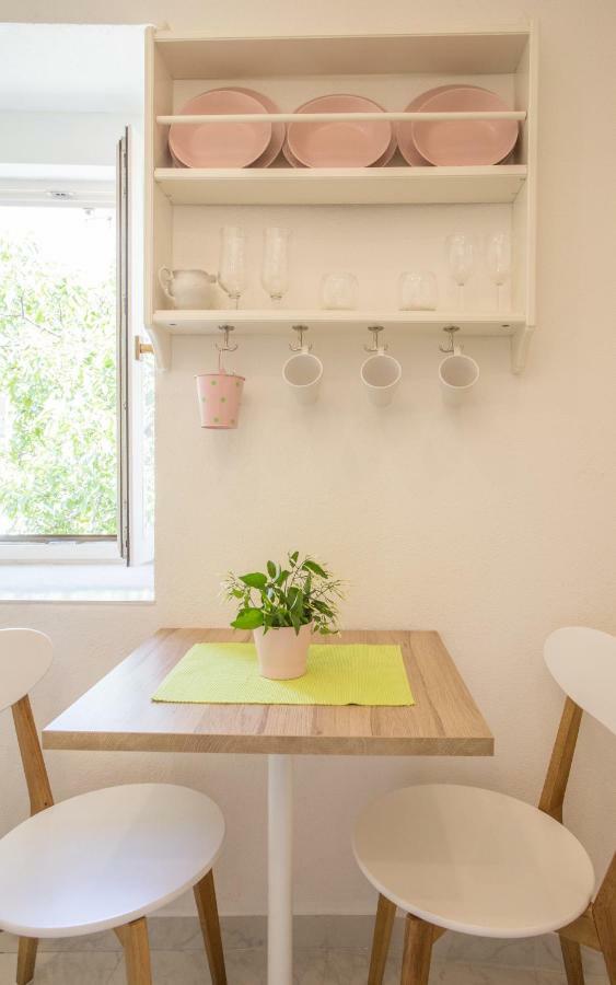 Apartment In Vis Historic Center - Mikula, Ljubica, Toma Kültér fotó